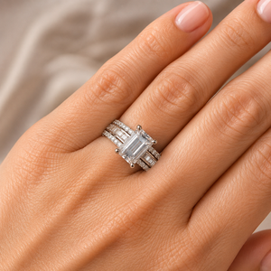 Anello con taglio a principessa per donna, elegante gioiello minimalista alla moda - Product Image 2