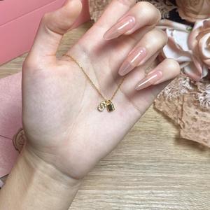 Collier pendentif papillon en argent pur S925 avec cristal bleu jade naturel, design tendance pour femme, design de niche - Product Image 4