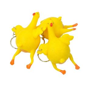 Gantungan kunci ayam karet lucu, mainan pereda stres ayam peletak telur - Product Image 3