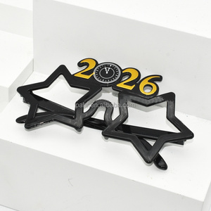 L'arredamento della festa <span class=keywords><strong>di</strong></span> buon anno <span class=keywords><strong>di</strong></span> 2026 fornisce oggetti <span class=keywords><strong>di</strong></span> scena per occhiali da sole a forma <span class=keywords><strong>di</strong></span> stella argento oro nero - Product Image 2