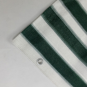 Filet d'ombrage rayé vert <span class=keywords><strong>et</strong></span> blanc en HDPE pour balcons, écrans de confidentialité, balustrades, jardins <span class=keywords><strong>et</strong></span> bâtiments. - Product Image 3