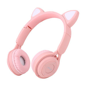 <b>Cat's</b> <b>Ears</b> Steamed <b>Cat</b> <b>Ear</b> Shaped Bread Hair Light Headworn Blue Tooth Headset Subwoofer Wireless Foldable Universal Headset - Product Image 1