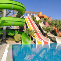Toboggan aquatique de qualité commerciale, haute durabilité, faible coût de réparation pour les parcs à thème, parcs aquatiques, stations balnéaires