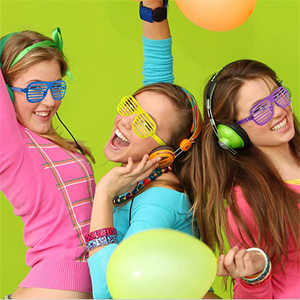 <span class=keywords><strong>Occhiali</strong></span> Stile Shutter Colorati Neon per Feste Anni '80, <span class=keywords><strong>Occhiali</strong></span> da Sole con Fessure per Bambini e Adulti, Accessorio Retrò per Feste a Tema Rock, Pop Star e Disco - Product Image 2