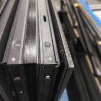 Máquina Automática de Engaste de Esquinas de Cuatro Cabezas con Sistema de Transporte Continuo de la Fábrica Tianchen, Máquina para Fabricar Ventanas de Aluminio