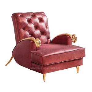 كرسي صالون فردي مخصص اللون من الجلد الأخضر بظهر عالي وتصميم فاخر لغرفة المعيشة - Product Image 5