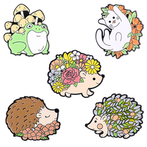 Hot Zinc Alliage Animal Broche Série Dessin Animé Mignon Hérisson Chat Modélisation Peinture Broche En Gros - Product Image 5