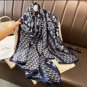 Nouvelle Écharpe Longue Imprimée Haut de Gamme en Soie Satinée Fine 180 cm Printemps/Été, <span class=keywords><strong>Voile</strong></span> de Voyage Anti-UV Style Ethnique Musulman - Product Image 4