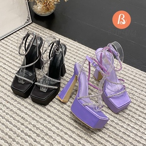 Nouvelle sandale à talons hauts de haute qualité à la mode sandale Sexy Sapato De <span class=keywords><strong>Salto</strong></span> boucle sangle semelle épaisse bout ouvert sandales à plateforme compensée - Product Image 2