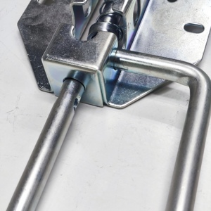 Industrieller Schmetterlingsriegel Schwerlast-Garagentorverriegelung für Sektionaltore und Lagertore - Product Image 4