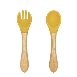 Juego de <span class=keywords><strong>Cuchara</strong></span> y Tenedor de Silicona Reutilizables, Libres de BPA, para Bebés, Antideslizantes, de Grado Alimenticio, para el Aprendizaje de la Alimentación - Product Image 4