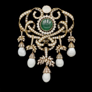 Broche pendentif en or 18 carats vintage avec pierre d'émeraude et perle, design floral en diamant fait main, bijoux de luxe pour femmes - Product Image 1