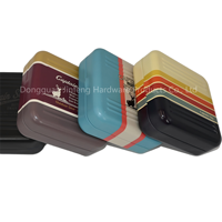 Boîte en métal portable de vente chaude boîte de conserve anti-moustiques personnalisée pour le camping pour les aventures en plein air