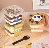 Boîte carrée transparente jetable en PET pour mousse, gâteau aux fruits, tiramisu, dessert, crème glacée et gelée - Vente en gros
