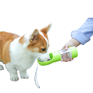 Toda venta caliente 3 en 1 perro botella de agua de viaje al aire libre perro mascota botella de agua <span class=keywords><strong>para</strong></span> <span class=keywords><strong>mascotas</strong></span> fuente - Product Image 1