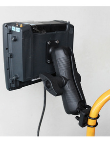 VINmounts แท่นยึดแบบ Double U-Bolt ขนาด 1.5 นิ้ว พร้อมฐานลูกบอลขนาด C สำหรับยึดแท็บเล็ตแบบ Heavy Duty สำหรับใช้กับรางรถบรรทุกในงานเกษตรกรรม VIN-D-004 - Product Image 6