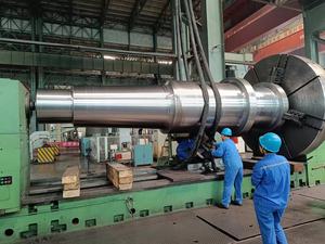 Luoyang Yujie personnalisé robuste grande bride en acier forgé et arbre principal de rouleau étagé - Product Image 3