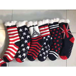 Personnalisable 2018 hiver femmes 3D Animal pantoufle chaussettes anti-dérapant floue chaussettes pour Noël maison vacances - Product Image 3