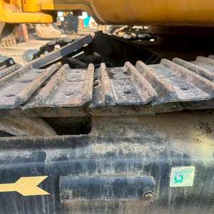 Pompe à engrenages moteur d'excellente qualité pour pelle sur chenilles 303.5E, 3 tonnes, modèle 2024, état impeccable - Product Image 2