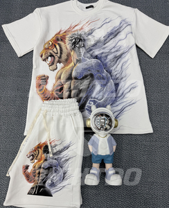 <span class=keywords><strong>T</strong></span>-<span class=keywords><strong>shirt</strong></span> court à imprimé graphique personnalisé sur toute la surface, style streetwear, coupe ample pour hommes et ensemble court deux pièces pour hommes - Product Image 3