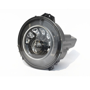 W463 G63 G65 G500 G550 G400 G350 G-class W463 <span class=keywords><strong>fari</strong></span> Oem stile M <span class=keywords><strong>a</strong></span> forma di <span class=keywords><strong>fari</strong></span> <span class=keywords><strong>a</strong></span> LED argento e nero per <span class=keywords><strong>Mercedes</strong></span>-Benz - Product Image 1