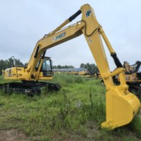 Excavatrice sur chenilles Komatsu PC220 d'occasion, 22 tonnes, moteur japonais d'origine 130 kW, idéale pour l'exploitation minière - Prix abordable