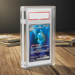 Espositore in acrilico per carte graduate CGC con supporto inclinato per collezioni di carte sportive, riciclabile e riutilizzabile - Product Image 1