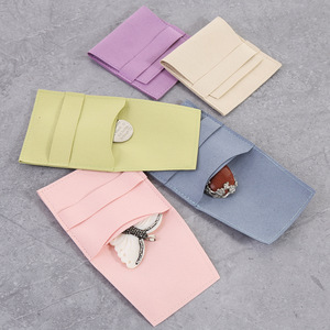 Delia suede confezione regalo sacchetti di immagazzinaggio di gioielli stampati custodia per gioielli con orecchini personalizzati custodia morbida in microfibra per gioielli - Product Image 2