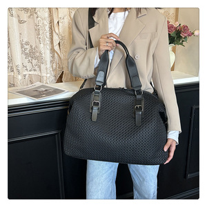 Sac de voyage de grande capacité Bagages de luxe Sacs à main <span class=keywords><strong>et</strong></span> sacs à main de marque Fourre-tout de voyage pour femmes hommes Shopper Sac à bandoulière - Product Image 4