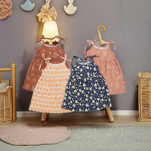 Robes Bébé sans Manches, Jupes Adorables, Barboteuses en Gros – Nouvel Style d'Été, Qualité Supérieure, Motif Couleurs Personnalisées - Product Image 1