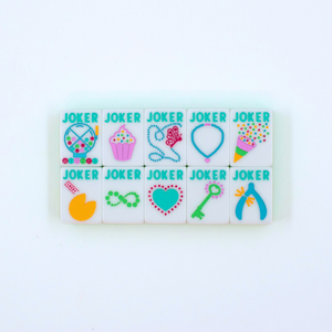 Set di Tessere Mahjong Americano di Alta Qualità Blu Viola con Logo Personalizzato Oh My Fair a 4 Strati con Coriandoli per Tavoli da Gioco e Casinò - Product Image 3