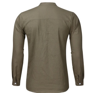 Camicia da <span class=keywords><strong>Uomo</strong></span> <span class=keywords><strong>in</strong></span> <span class=keywords><strong>Lino</strong></span> Verde Oliva Premium Traspirante con Colletto alla Coreana e Ricamo Personalizzato a Maniche Lunghe - <span class=keywords><strong>Abbigliamento</strong></span> Casual da <span class=keywords><strong>Uomo</strong></span> - Product Image 4