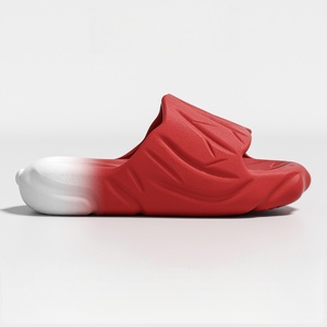 Chaussons d'intérieur multifonctionnels antidérapants et anti-odeurs à enfiler – Les tongs les plus vendues pour l'été - Product Image 1