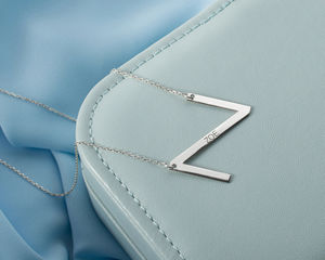 स प्रमाणन वैलेंटाइन डे उपहार कस्टम लेजर उत्कीर्णन स्टेनलेस स्टील सोने की प्लेटिंग बड़े किनारे प्रारंभिक हार - Product Image 3