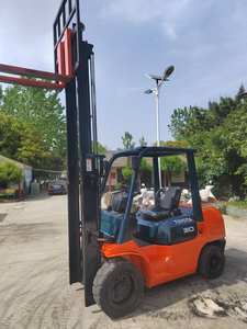 Precio al por mayor de fábrica Usado Toyota 30 Carretilla elevadora con nueva corriente - Product Image 2