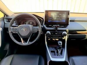 <span class=keywords><strong>Toyota</strong></span> <span class=keywords><strong>RAV4</strong></span> 2.0L CVT <span class=keywords><strong>Essence</strong></span> SUV Luxe 2020 Euro VI Conduite à Gauche, Voiture d'<span class=keywords><strong>Occasion</strong></span> Abordable - Product Image 4