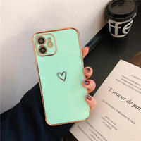 Coque de téléphone de luxe anti-chute en TPU avec gravure laser, protection pour iPhone 16 15 14 13 12 Pro Max, design électroplaqué motif cœur