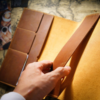 Funda Protectora para Cuaderno de Cuero Genuino Vintage Personalizada, Funda Magnética para Libro A5, Funda Protectora con Hebilla Triple para Cuaderno