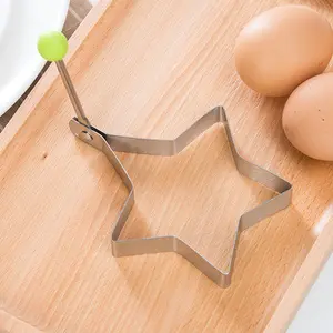 रसोई अंडे के आकार पैनकेक निर्माता, ग्रिडल के लिए गैर-छड़ी के साथ हैंडल के साथ रसोई अंडे पकाने के उपकरण अंडे के छल्ले