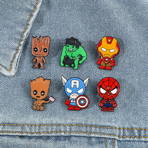 88 diseños de broches de metal esmaltado con logo de anime, superhéroes de Marvel, <span class=keywords><strong>Spiderman</strong></span> y Deadpool, para sombrero y cuello - Product Image 4