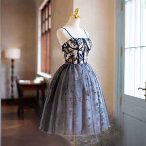 Tul negro Lentejuelas Bordado Correas espaguetis Vestidos de noche Homecoming Vestido de fiesta - Product Image 2