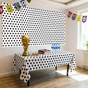 Nappe de football 137*274cm <span class=keywords><strong>Canada</strong></span> Mexique pour décorations, nappe de fête pour fans de <span class=keywords><strong>club</strong></span>, motif de ballon de football en PE - Product Image 3