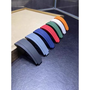 Correa de caucho FKM de lujo transpirable de ajuste personalizado 4130 Day-Ton vs. Clean C+ de 22 mm con liberación rápida <span class=keywords><strong>para</strong></span> relojes deportivos y de buceo de la serie - Product Image 3