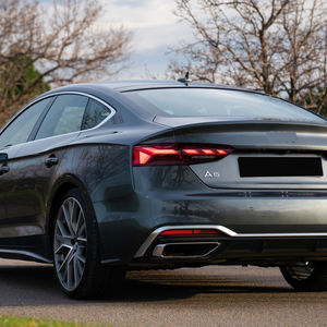 アウディA5A5L S5 RS5 2017-2019 LED自動ヘッドライトアセンブリアップグレード2023スタイルダイナミックテールライトアクセサリー用車のフロントランプ - Product Image 6