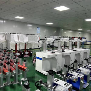 Machine de marquage <span class=keywords><strong>laser</strong></span> CO2 en ligne haute vitesse 30W 40W 60W pour bouteilles PET, bois, papier, cuir - Product Image 5