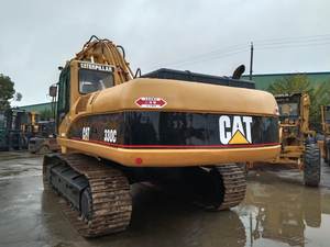 Mini pelleteuse Caterpillar 330C d'occasion du Japon en bon état avec composants essentiels Roulement de boîte de vitesses Moteur PLC Kubota - Product Image 2