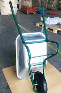 Carretilla de Jardín Resistente de 96L de Capacidad con Ruedas Neumáticas Sólidas Opcionales WB6414 para Uso en Construcción y Agricultura - Product Image 5