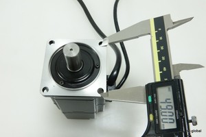 SERVOMOTOR AC YASKAWA SGMAH-02AAA21 USADO, 200W - Product Image 3