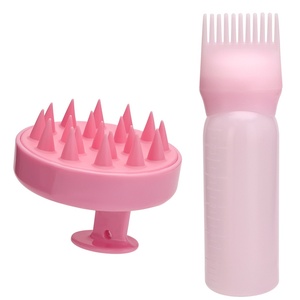 Set de 2 Piezas para el Cuidado del Cabello: Cepillo de Silicona para Masaje del Cuero Cabelludo y Aplicador con Peine para Raíces y Botella con Escala Graduada para Tinte de Cabello - Product Image 1