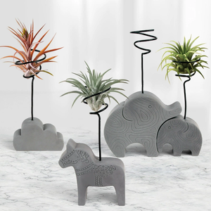 إبداعي لطيف القط سحابة الحصان الفيل على شكل محطة الهواء حامل معدني حلزوني مع قاعدة بيتون وعاء زهور حامل Tillandsia الرف - Product Image 5